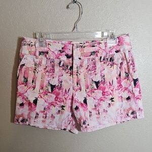 Floral Pink Women's Chino‎ Shorts Inc 8